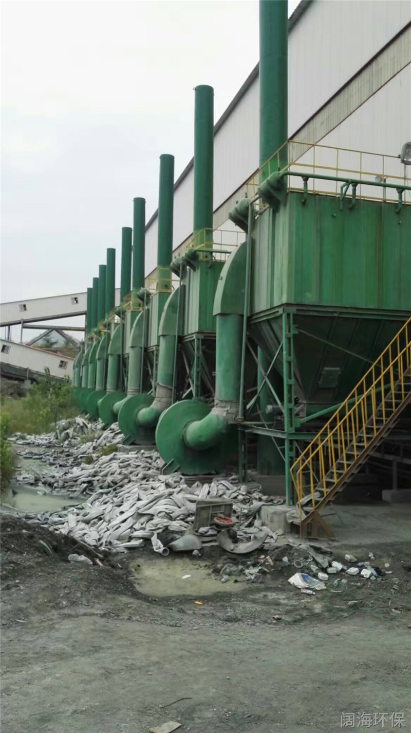 中（zhōng）頻電爐除塵器的（de）工藝流程（chéng）介紹