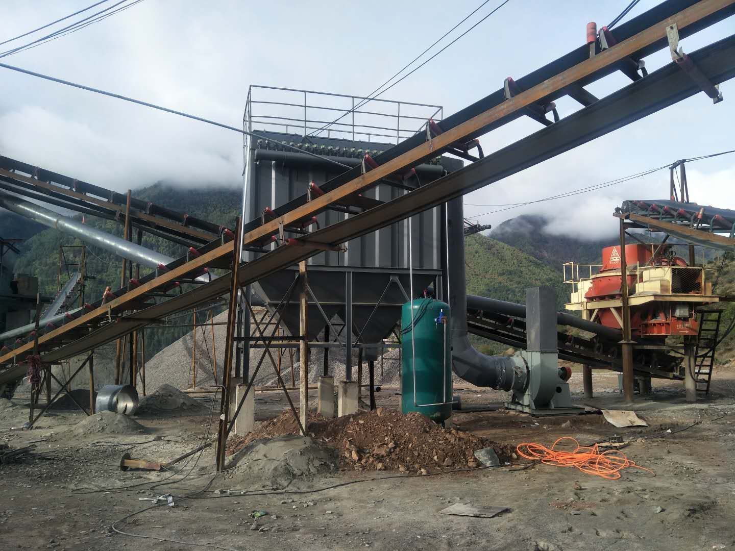 碎石（shí）場除塵器（qì）